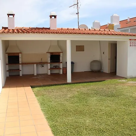 Holidays - Surf Pool With Tennis Court * باليال